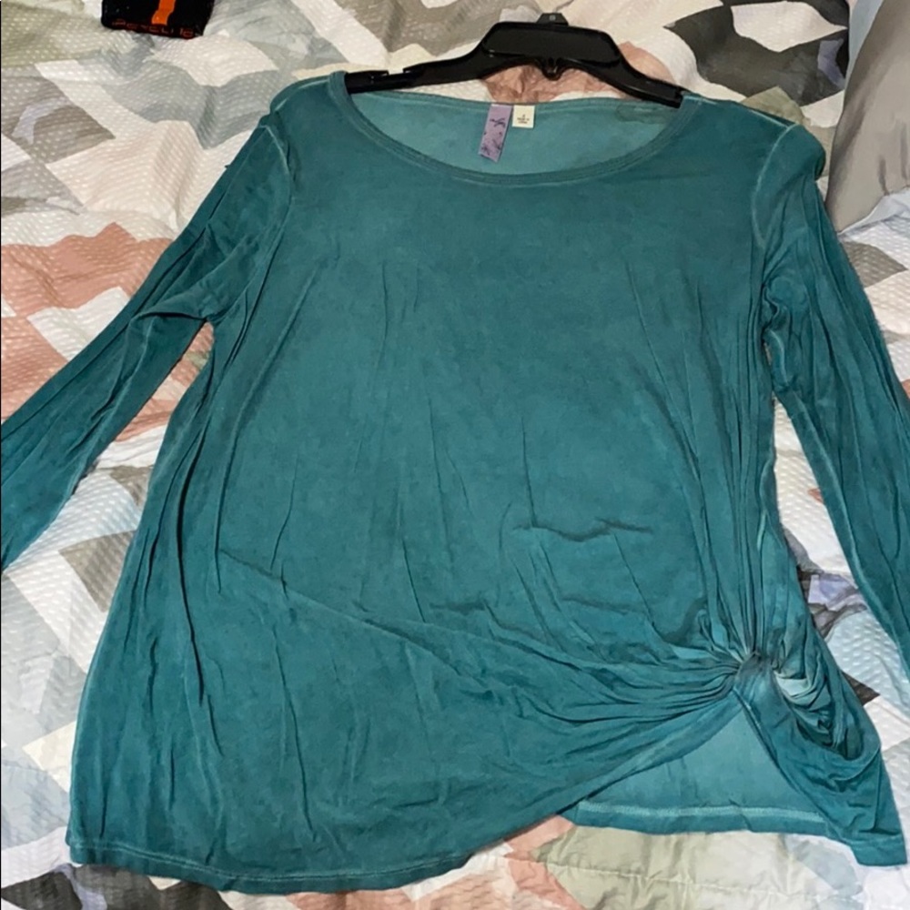 Long sleeve shirt